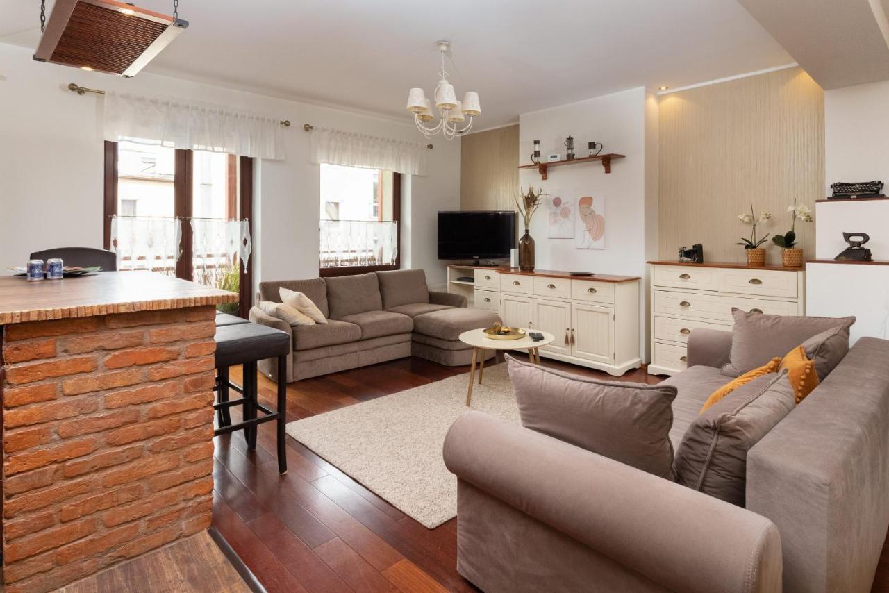 Gdynia Centrum Wyjatkowy Apartament Przy Promenadzie Z Balkonem By Noclegi Renters Extérieur photo