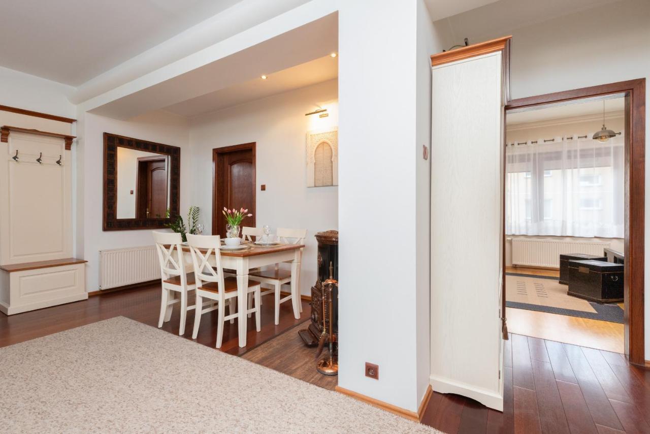 Gdynia Centrum Wyjatkowy Apartament Przy Promenadzie Z Balkonem By Noclegi Renters Extérieur photo