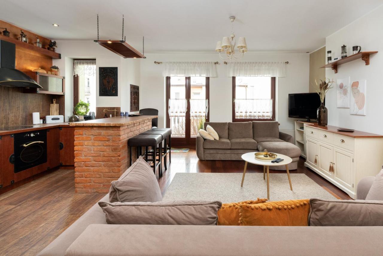 Gdynia Centrum Wyjatkowy Apartament Przy Promenadzie Z Balkonem By Noclegi Renters Extérieur photo
